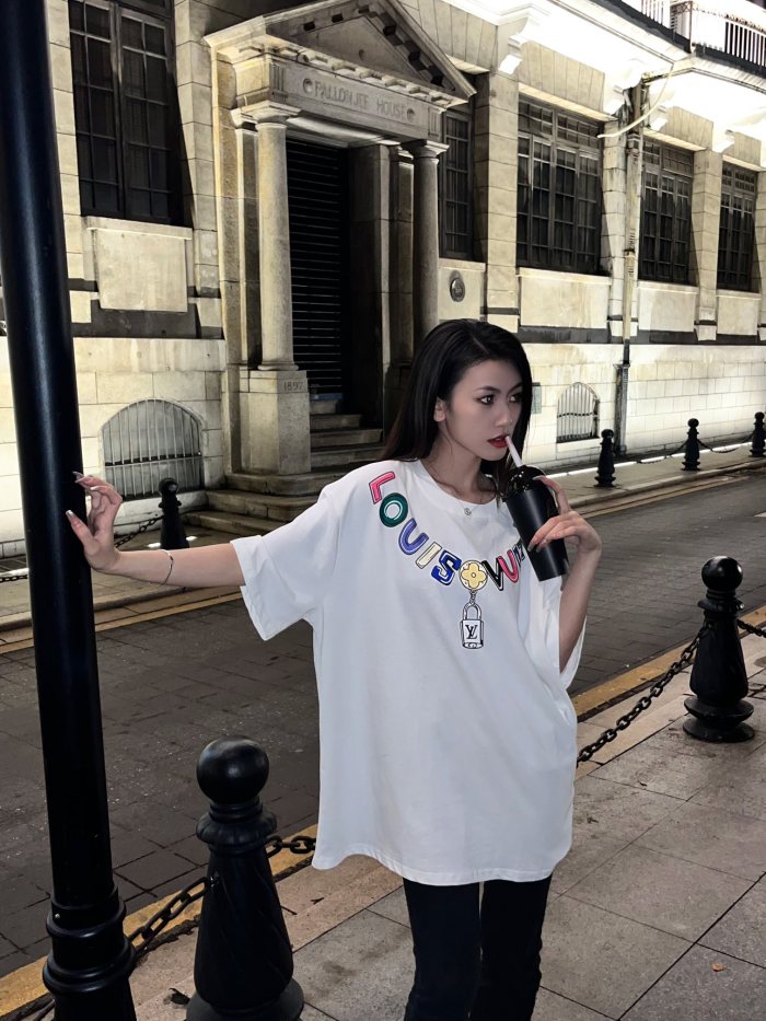 Clothes Louis Vuitton 284