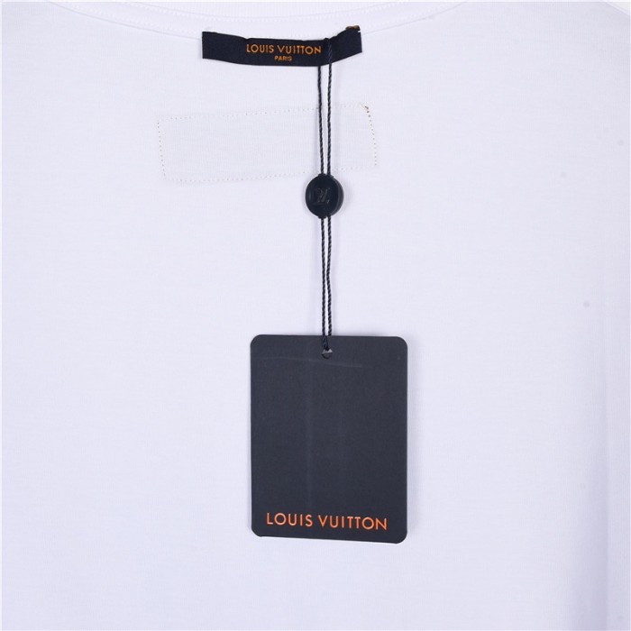 Clothes Louis Vuitton 369