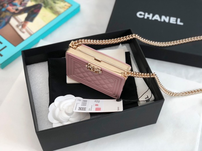 Handbag Chanel size 11*7.5*2.4 cm