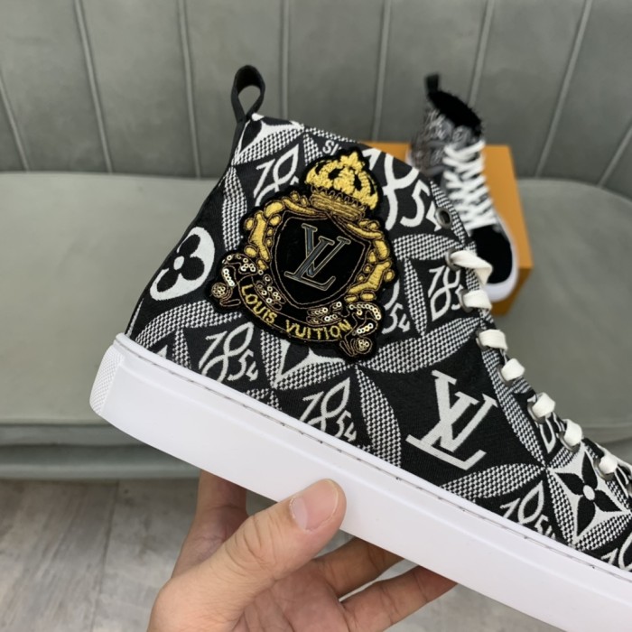 Louis Vuitton High Top sneaker 10