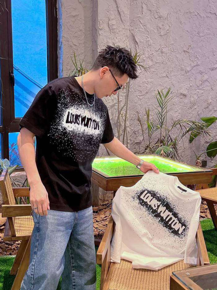 Clothes Louis Vuitton 360