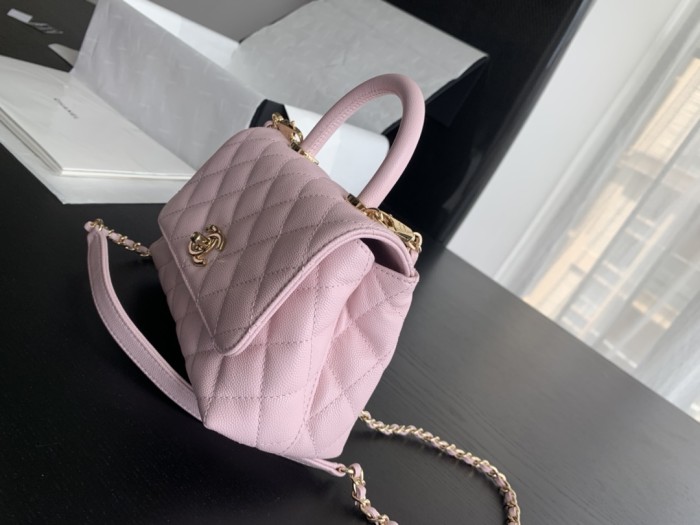 Handbag Chanel 2215 size 19 cm