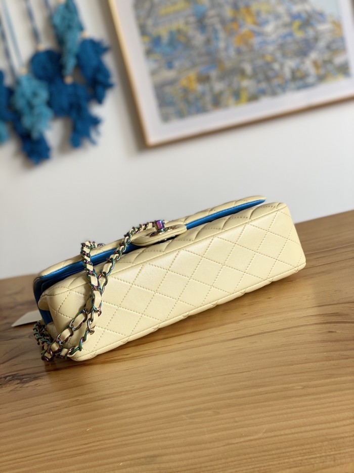 Handbag Chanel 112 size 25 cm