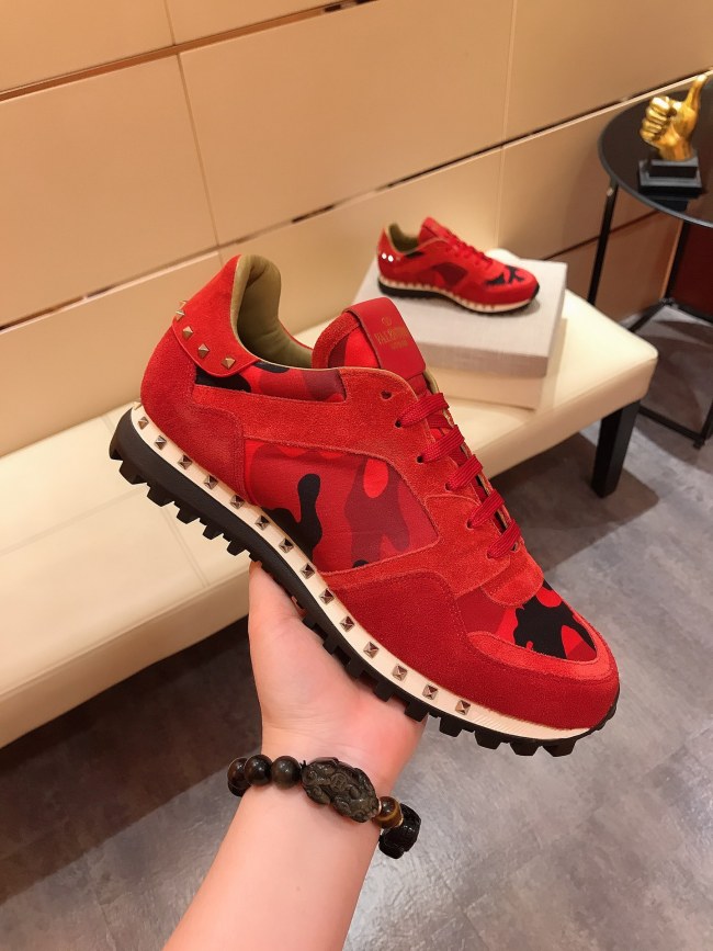 Valentino Garavani Rockrunner camouflage-print sneakers 18