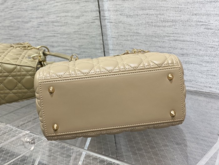 Handbag Dior size 24 cm