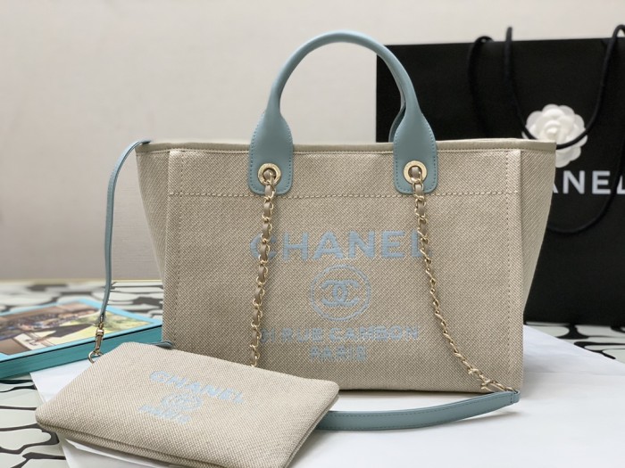 Handbag Chanel size 32 cm