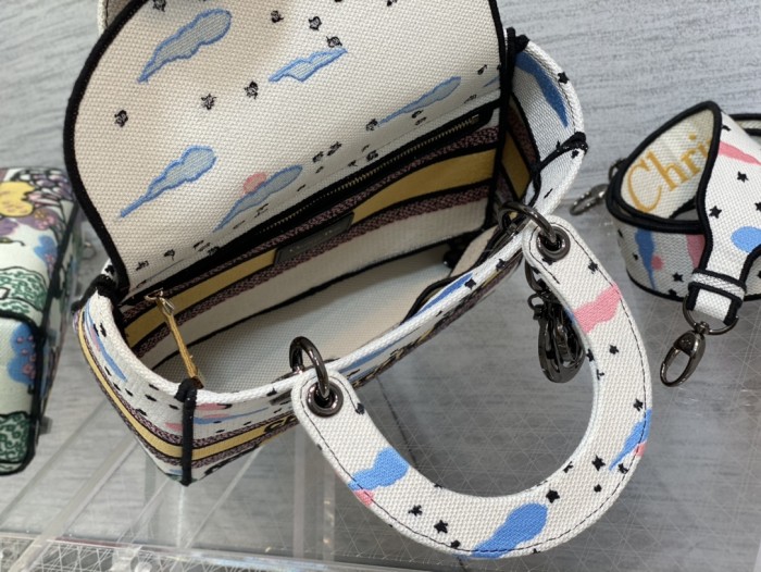 Handbag Dior size 24 cm