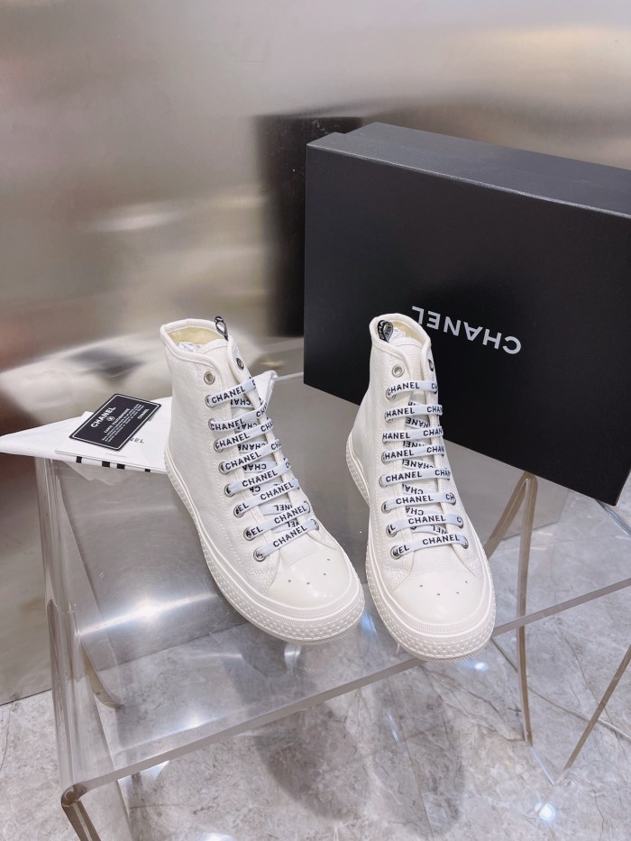 Chanel Flat canvas Sneaker 6