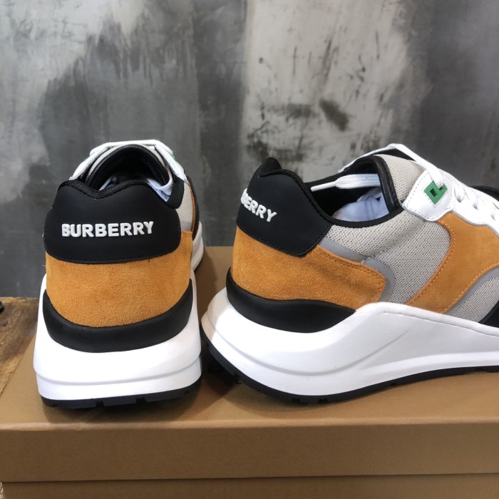 Burberry Vintage Sneaker 13