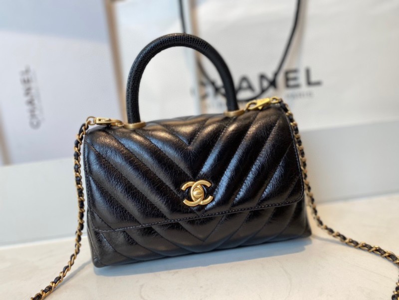 Handbag Chanel 92993 size 23 cm