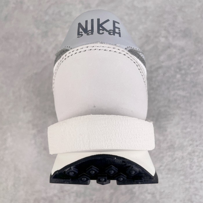 Nike LD Waffle sacai Summit White