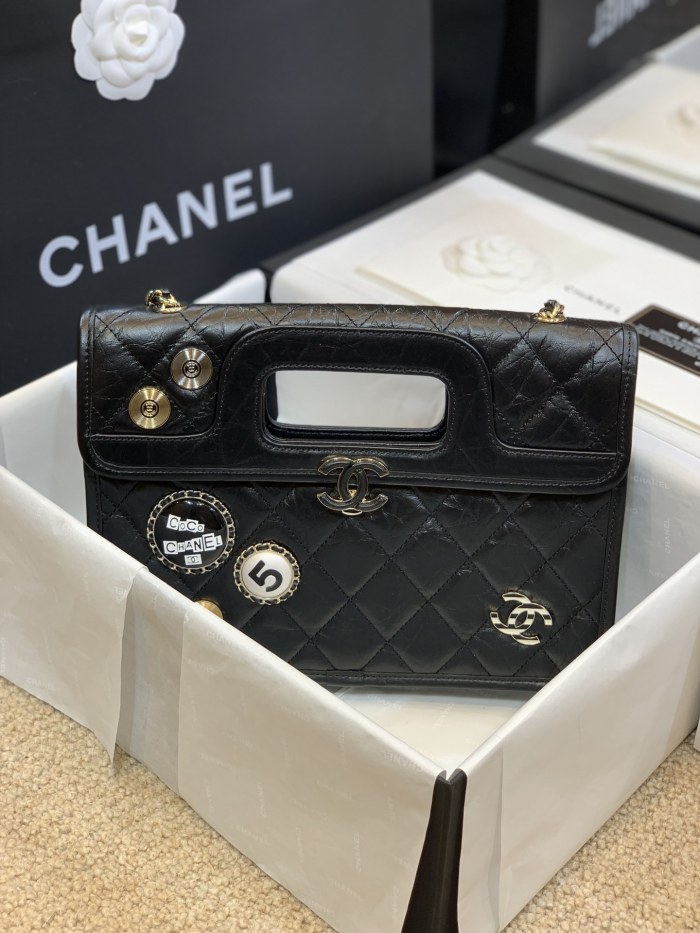 Handbag Chanel size 20*27*6 cm