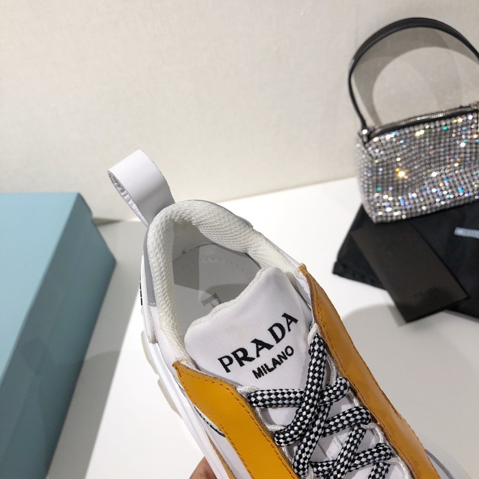 Prada Low Top sneaker 48