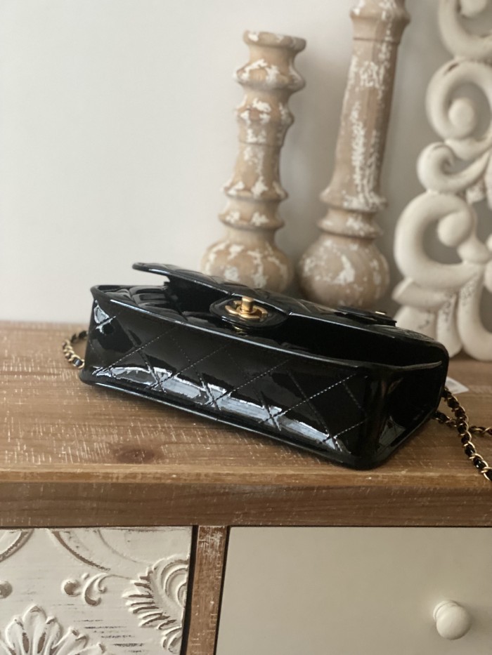 Handbag Chanel AS3653 size 25x21.5x7 cm