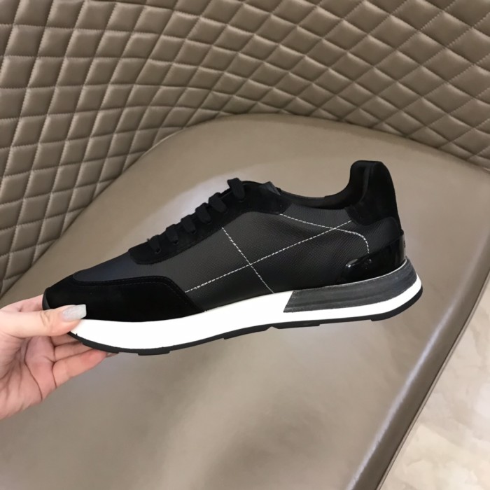 Hermes Low Top sneaker 22