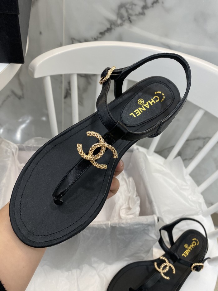 Chanel Slides 28