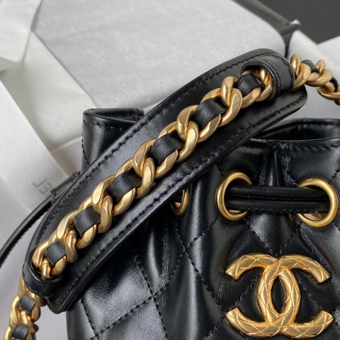 Handbag Chanel AS2716 size 19x15x12.5 cm