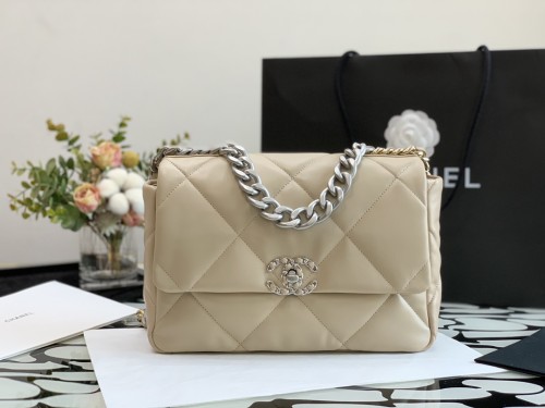 Handbag Chanel size 36 cm