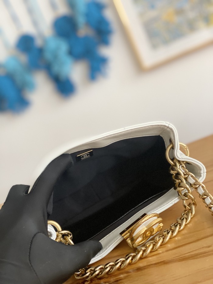 Handbag Chanel 3475 size 12.5*19*6.5* cm