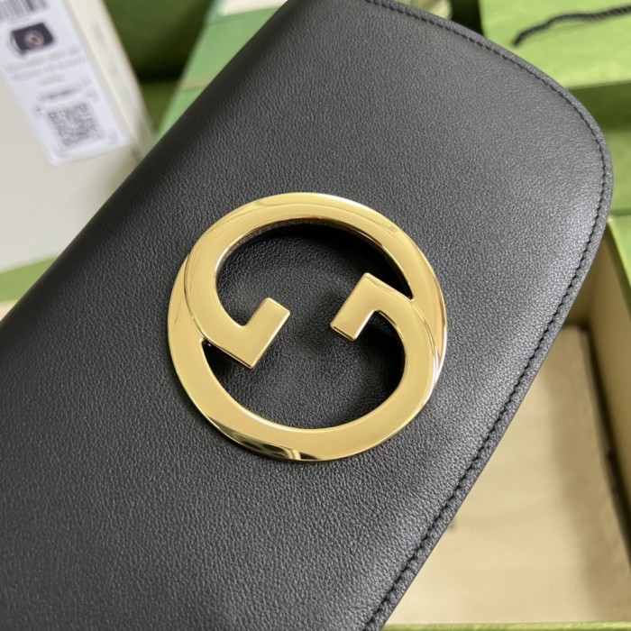 Handbag Gucci 698630 size 22*13*5 cm