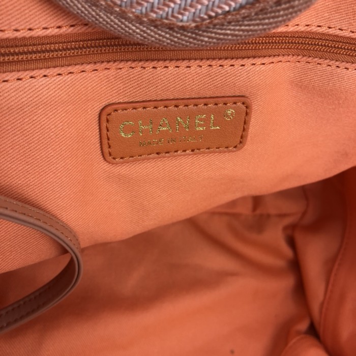 Handbag Chanel A66941 size 38*29*20 cm