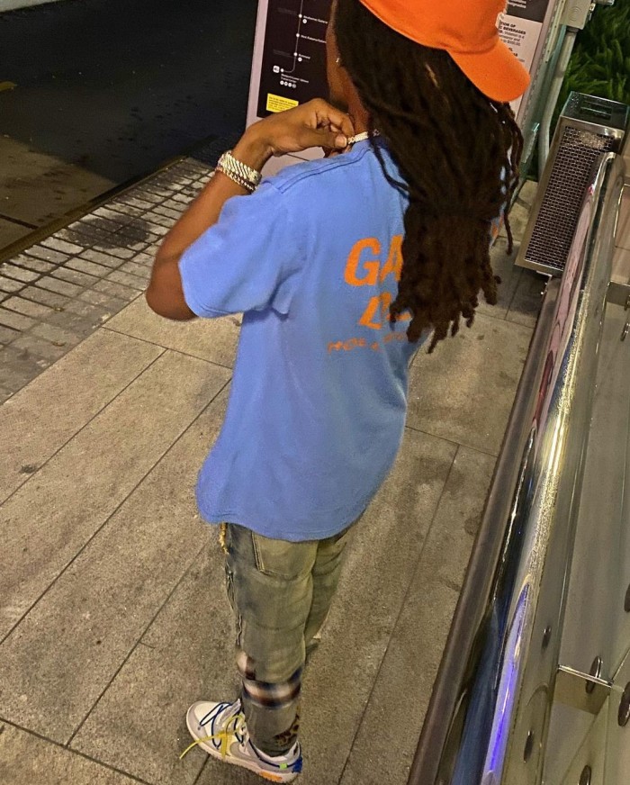 Clothes GALLERY DEPT 6