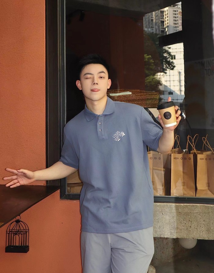 Clothes Louis Vuitton 98