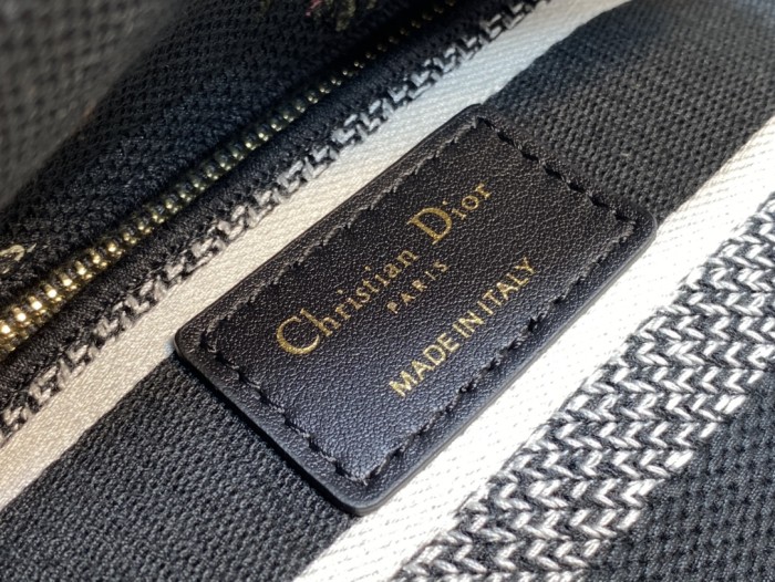 Handbag Dior size 17*7*15 cm