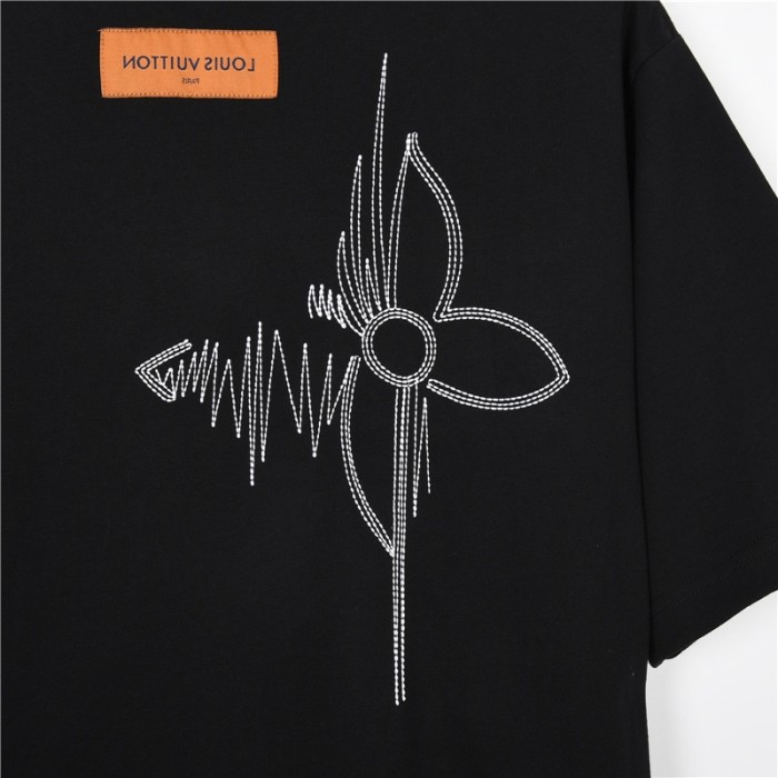 Clothes LOUIS VUITTON 17