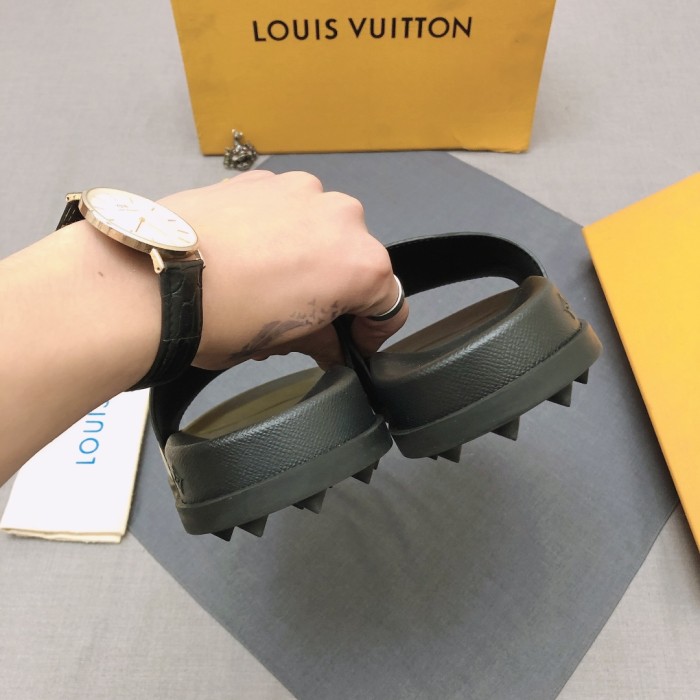 Louis Vuitton Slipper 119
