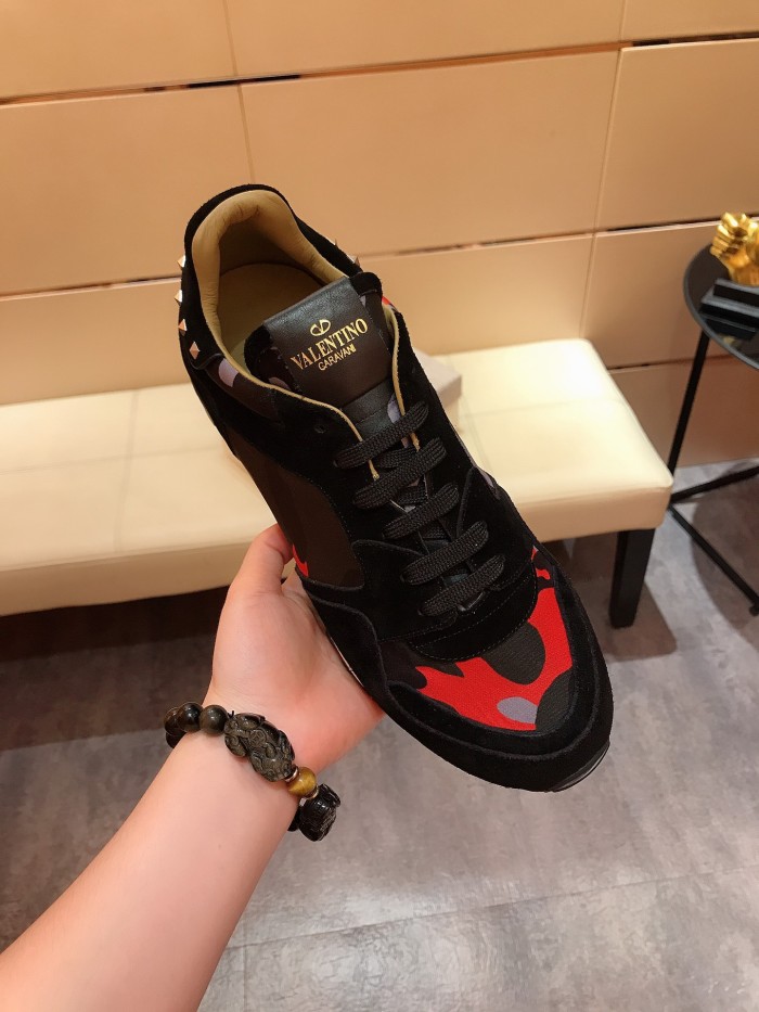 Valentino Garavani Rockrunner camouflage-print sneakers 22