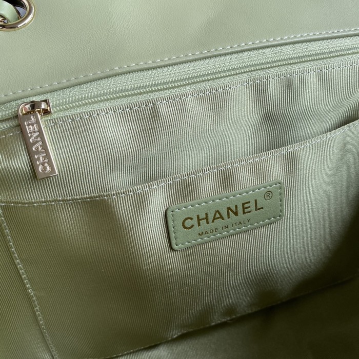 Handbag Chanel AS2234 size 20×29.5×12.5 cm