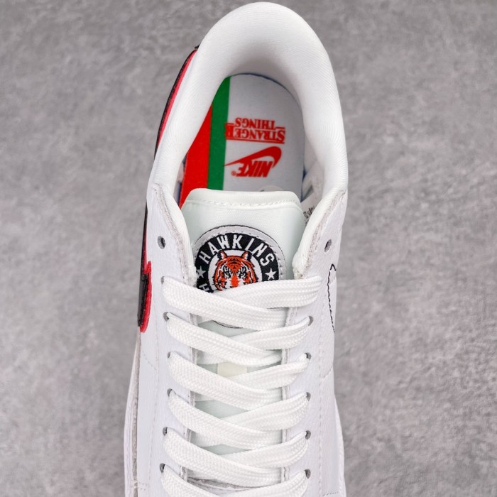 Nike Blazer Low Sneaker 17