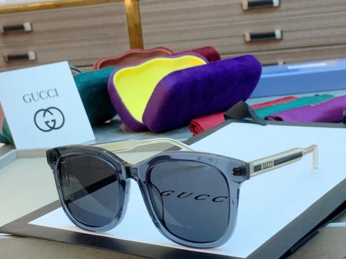 Sunglasses GUCCI GG0562S size:53口21-150