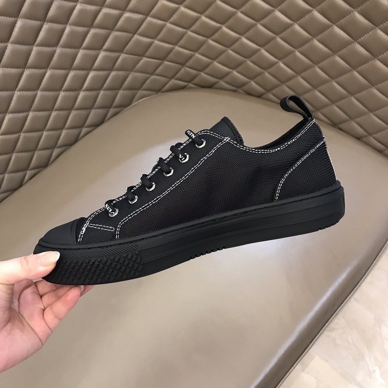 Valentino Garavani Giggies VLTN TIMES low-top sneakers 17