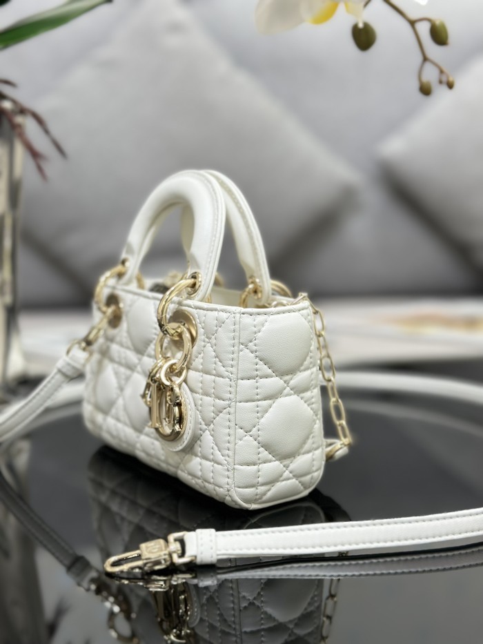 Handbag Dior S0910 size 16 x 9 x 5 cm