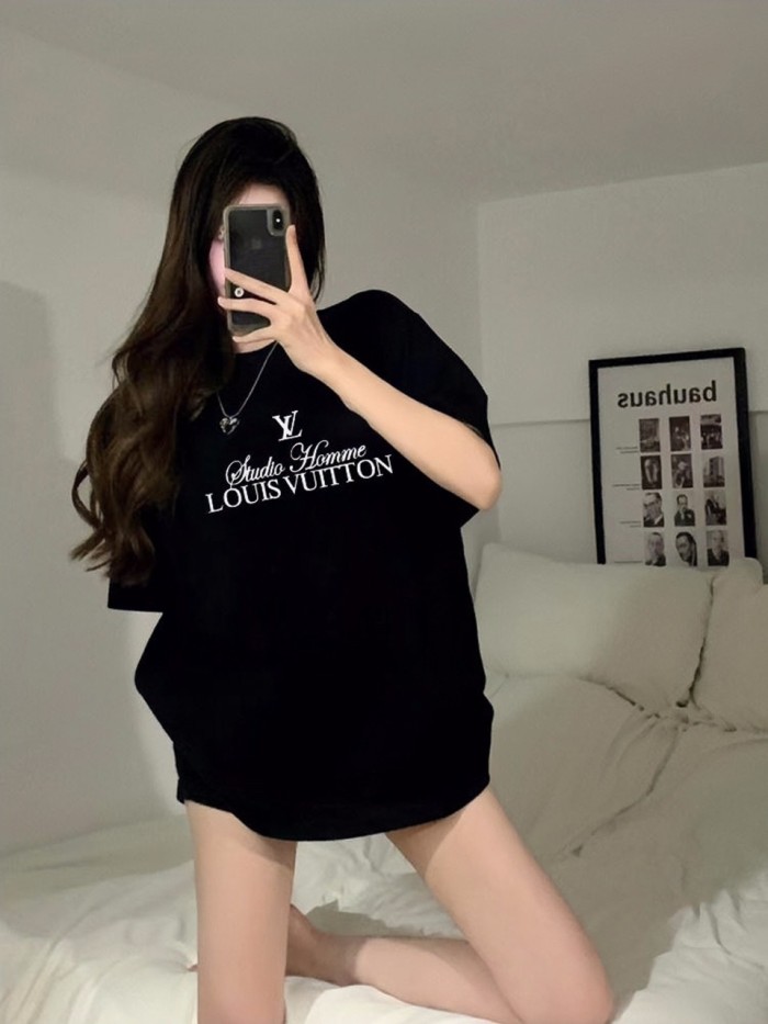 Clothes Louis Vuitton 236