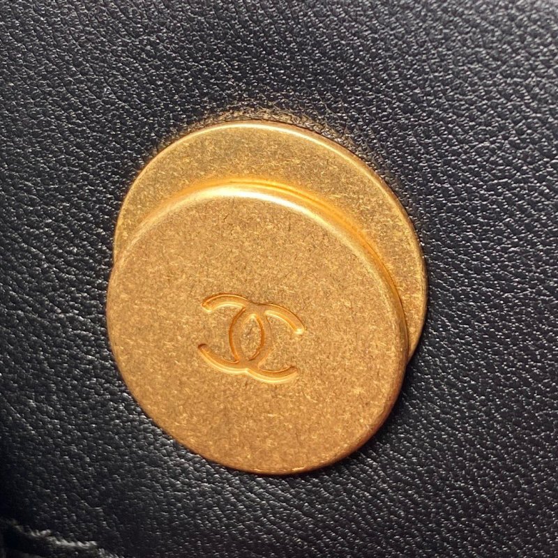 Handbag Chanel AS2750 size 21X23X11 cm