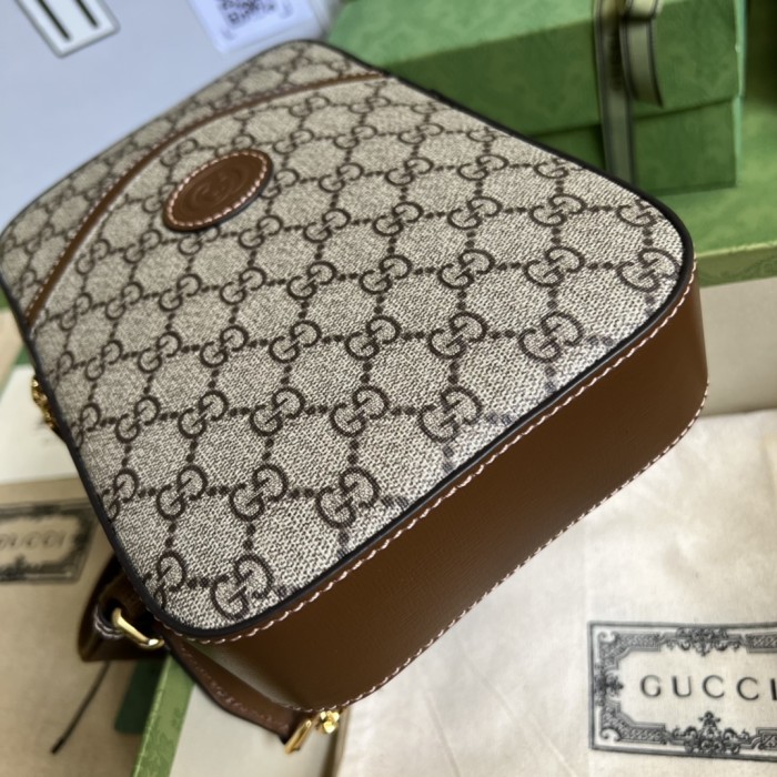Handbag Gucci 696016 size 24*16*5 cm