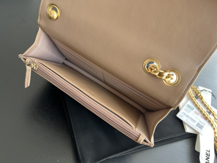 Handbag Chanel AP3043 size 19 cm