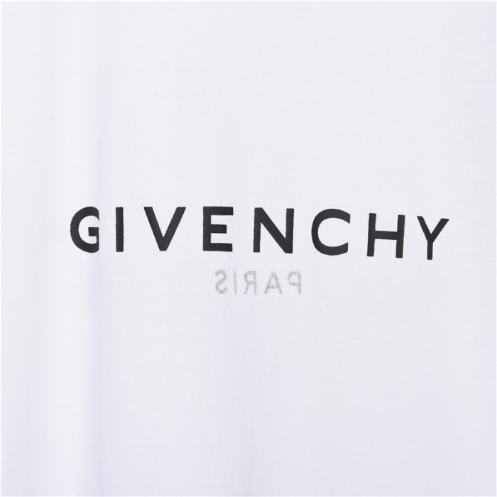 Clothes Givenchy 17