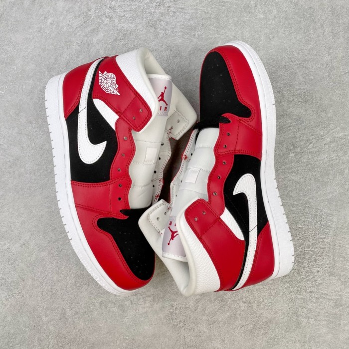 Jordan 1 Mid Gym Red Black (W)
