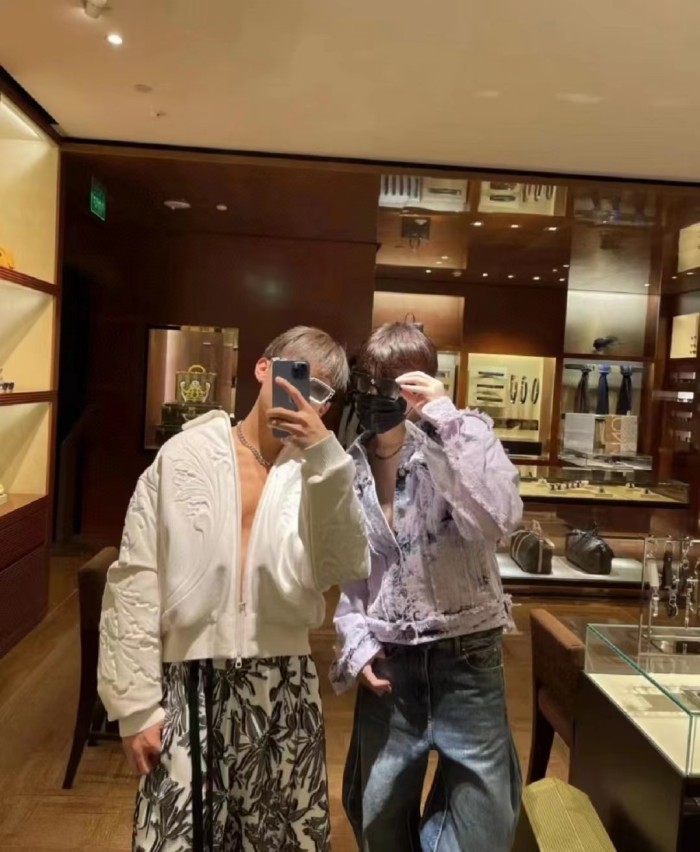 Clothes Louis Vuitton 125