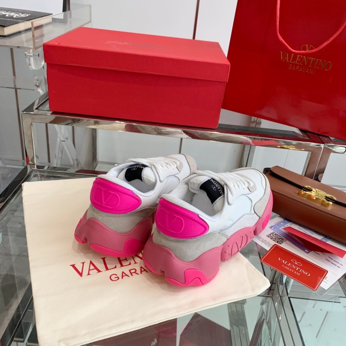 VALENTINO GARAVANI Bubbleback Sneaker 3