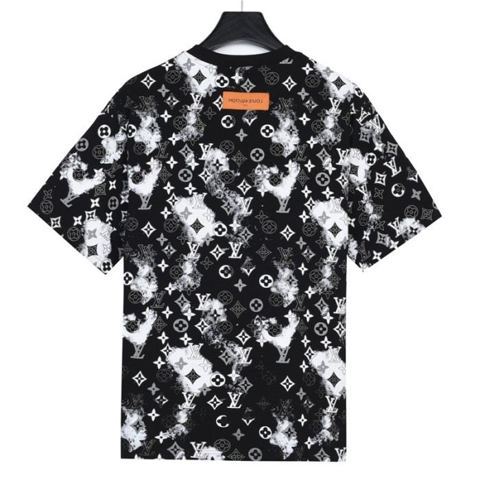 Clothes Louis Vuitton 320