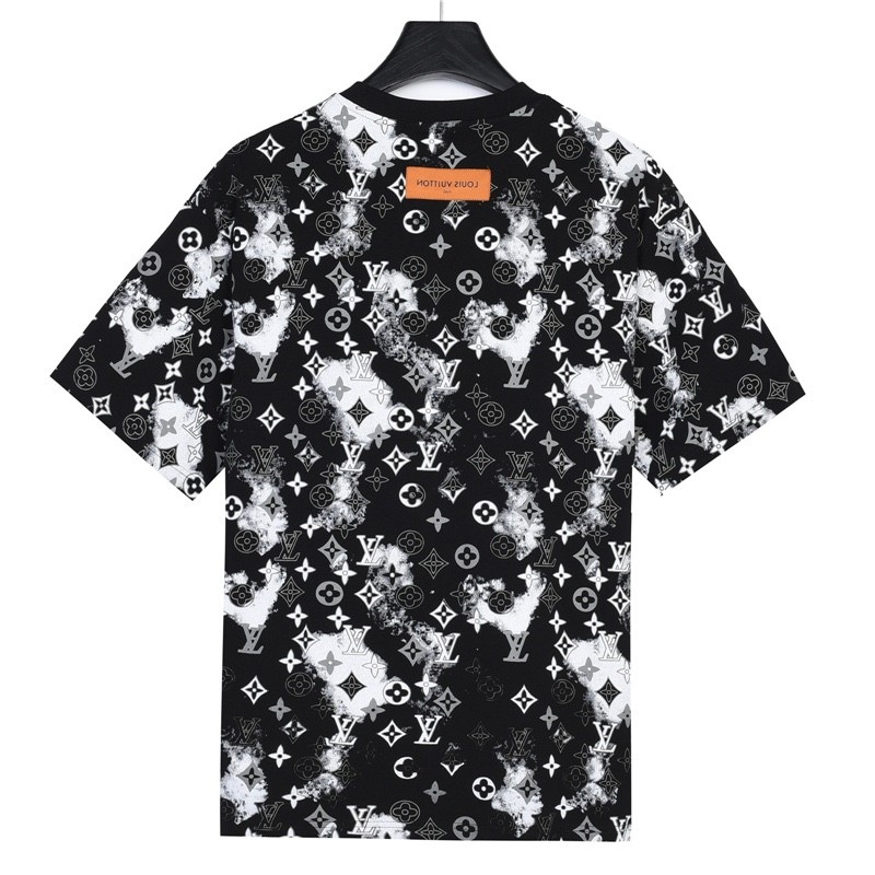 Clothes Louis Vuitton 320