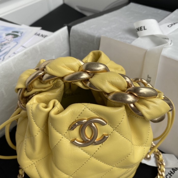 Handbag Chanel AS2390 size 19*16*13 cm