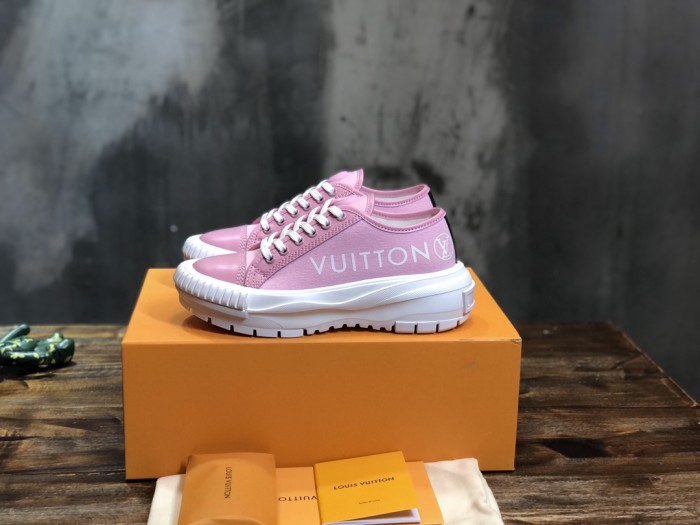 Louis Vuitton Squad sneaker 10