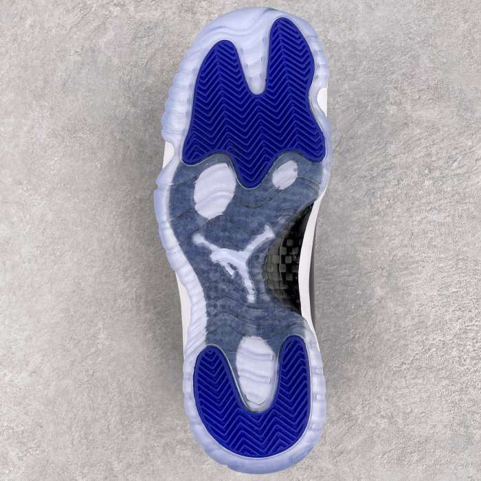 Jordan 11 Retro Space Jam (2016)