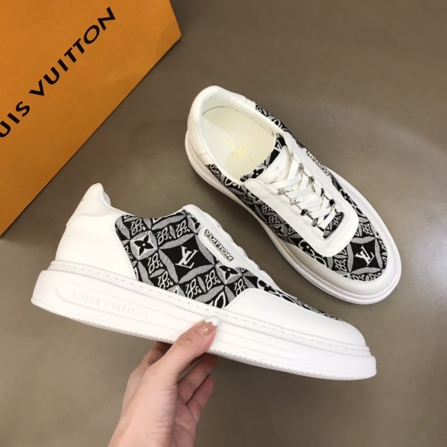 Louis Vuitton Low Top sneaker 2